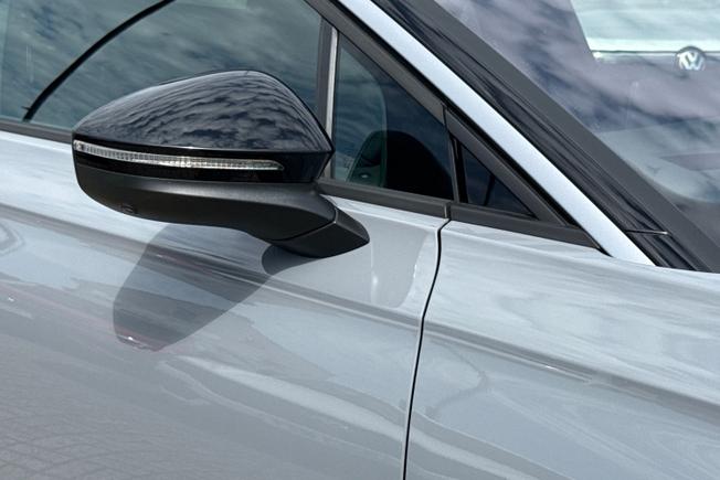VOLKSWAGEN Id.7 Photo 20