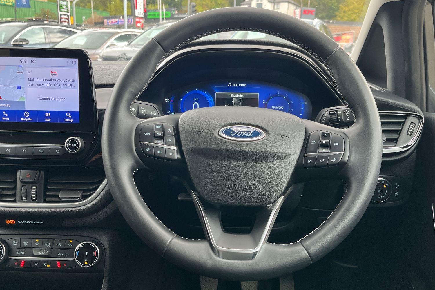 Ford Fiesta Photo 11