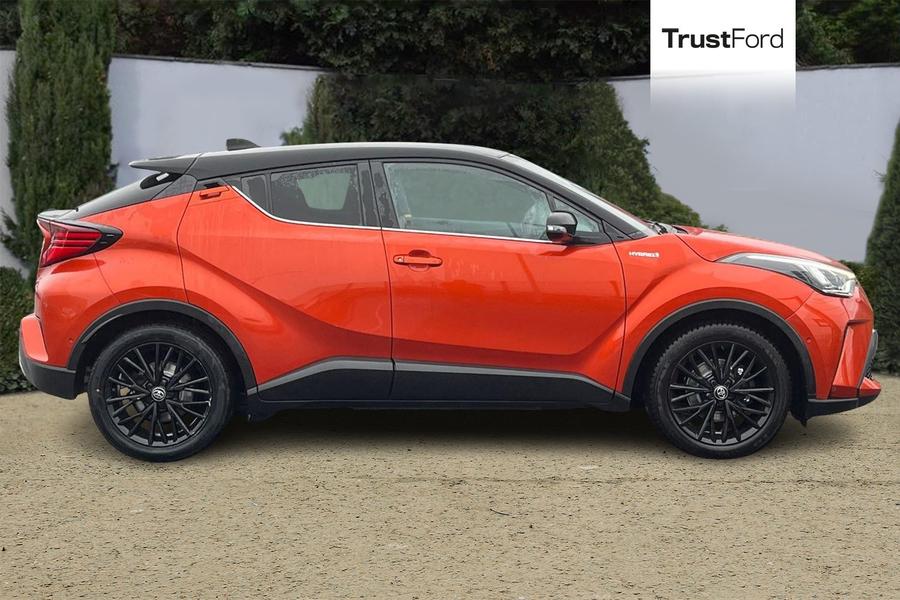 Toyota C-HR Photo autoimg-fde926e5fc1b7e4187790358011db1f870025352.jpg