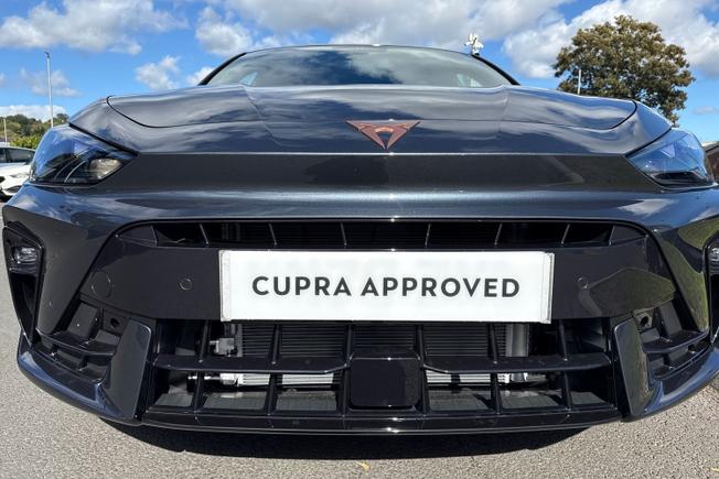 CUPRA Leon Photo 29