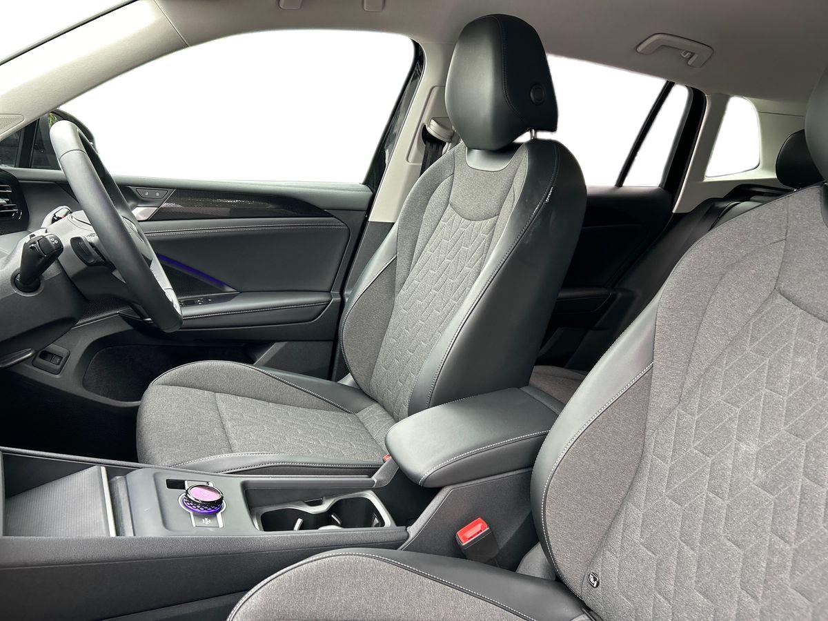 Volkswagen Tiguan Photo autoimg-fdf1a638fd76e6b6f1dc3166cff49d5f6fb01818.jpg