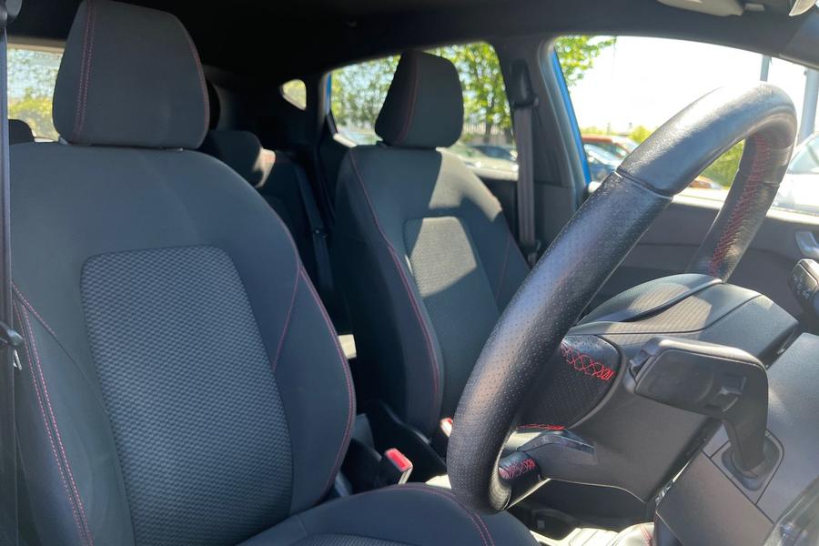 Ford FIESTA Photo autoimg-fdf3a2e7248e56152c6a6003f8c7b2158ffed985.jpg