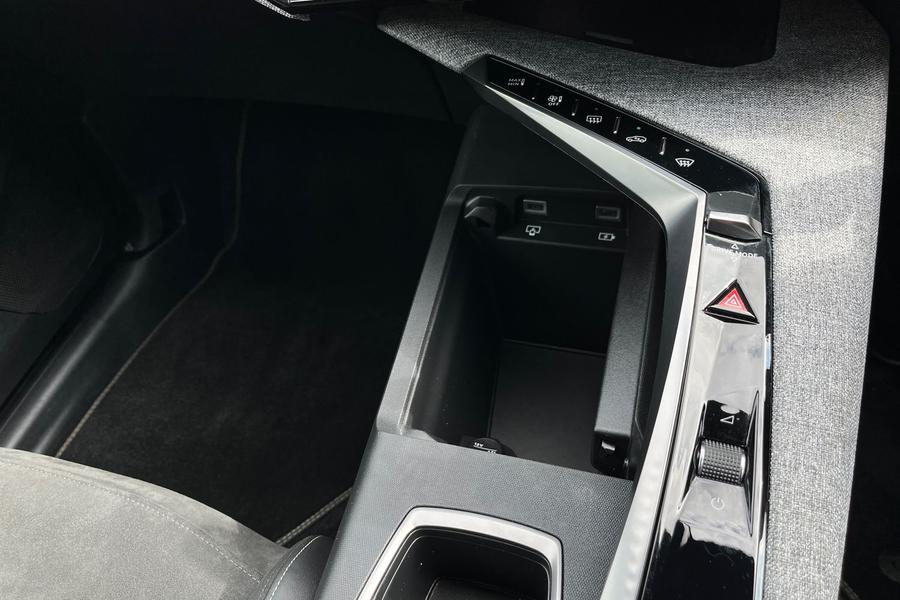 Peugeot 3008 Photo autoimg-fdf7404f0db2ed91dc0e98dcc4faf08a83c56715.jpg