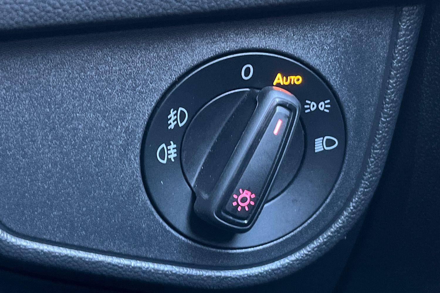 Volkswagen POLO Photo 39
