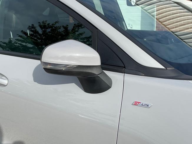 FORD Puma Photo 20