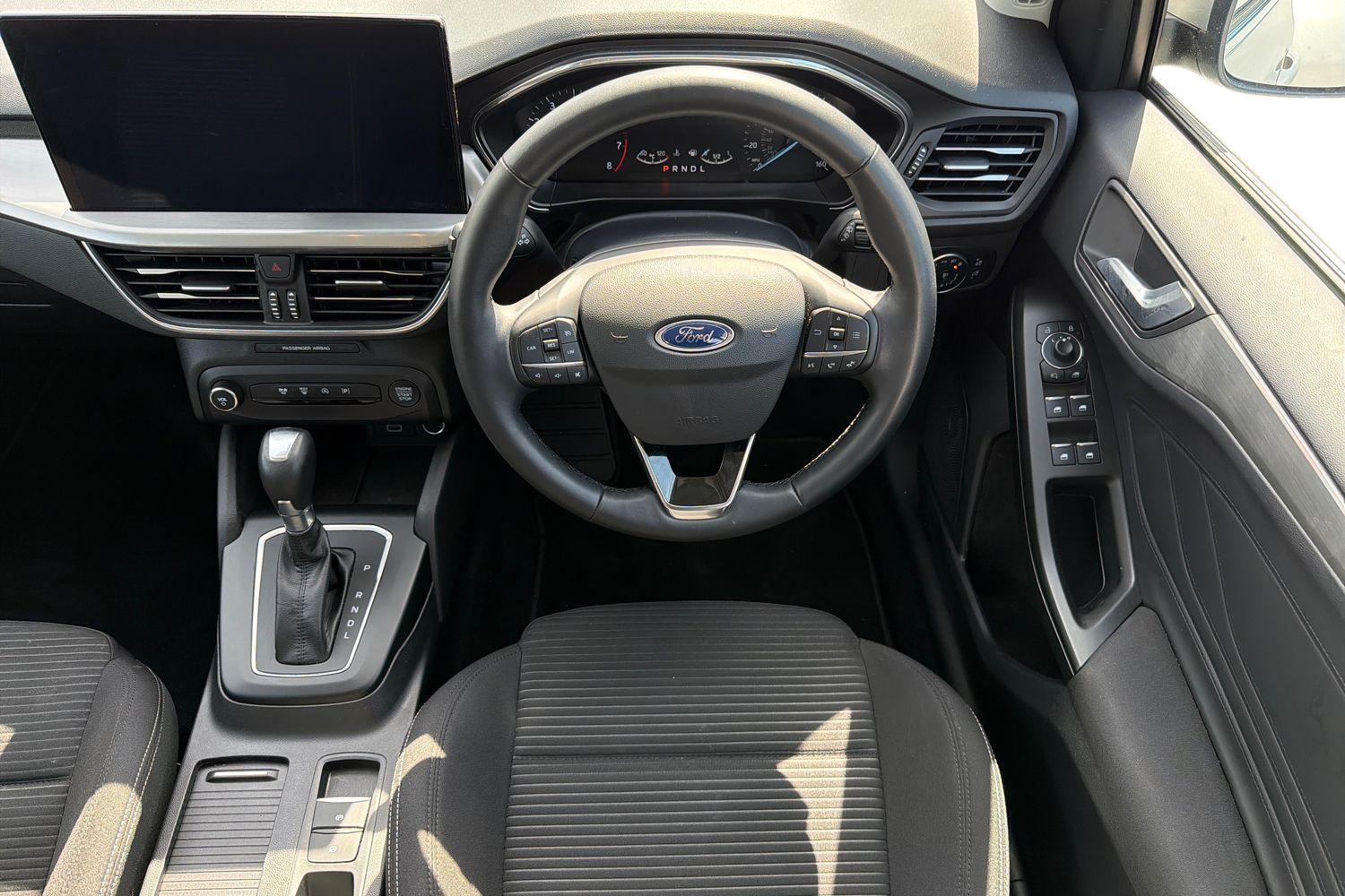 Ford FOCUS Photo 10