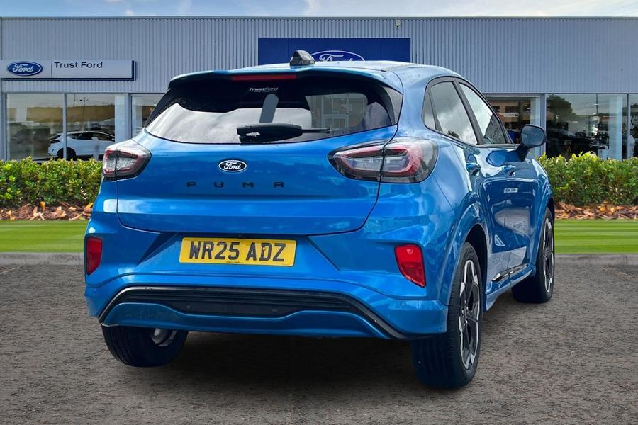 Ford PUMA Photo autoimg-fdfbe839d59bb12e94329d3c5003650b9296ebf3.jpg