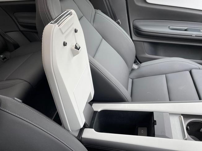 POLESTAR 4 Coupe Photo 43