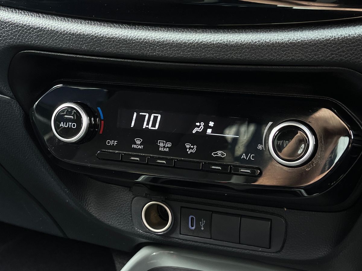 Toyota Aygo X Photo 11