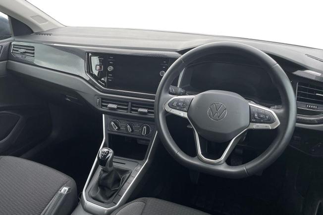 VOLKSWAGEN Polo Photo 6
