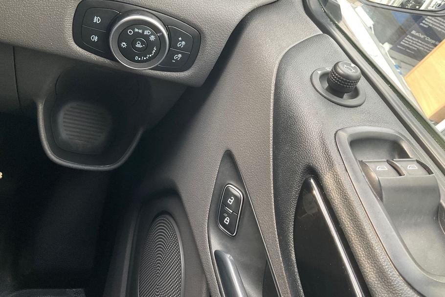 Used Ford TRANSIT CUSTOM KD23HNN 29