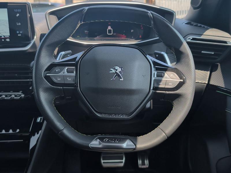 Used Peugeot 2008 YE22MVX 32