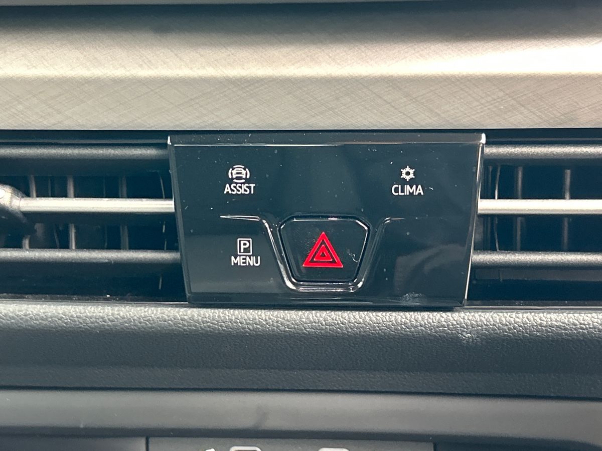 Volkswagen Golf Photo autoimg-fe04c0fa316f1d575f9b07b59b676a799e95c21c.jpg