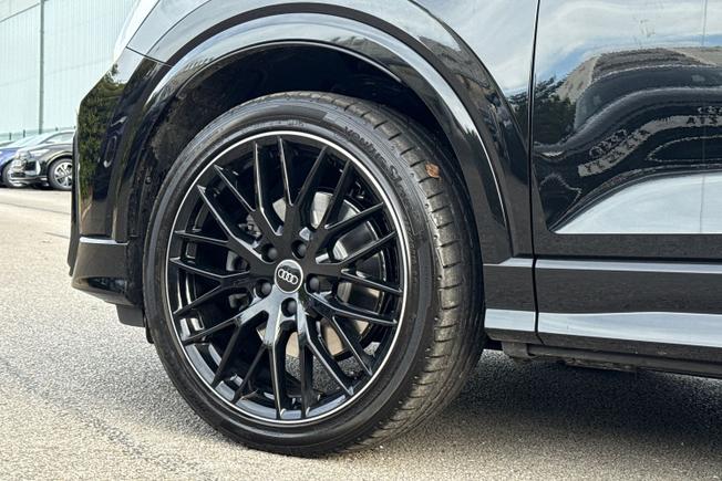 AUDI Q2 Photo 23