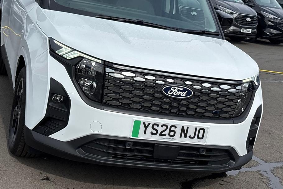 Used Ford E-TRANSIT COURIER YS26NJO 40