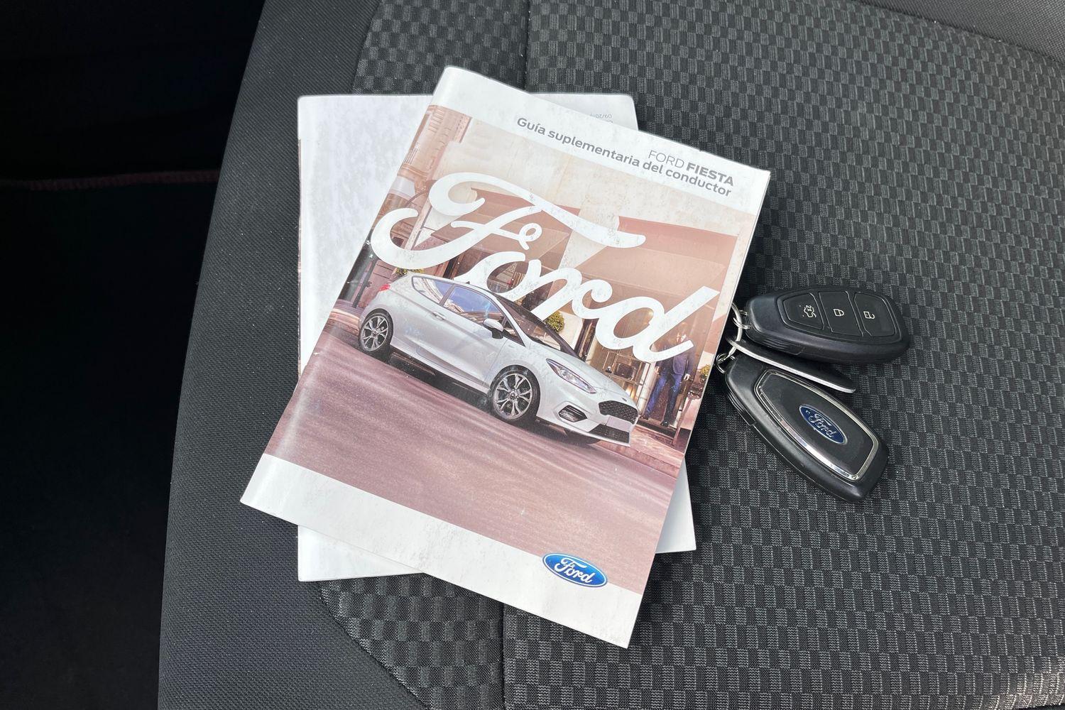 Ford FIESTA Photo 21