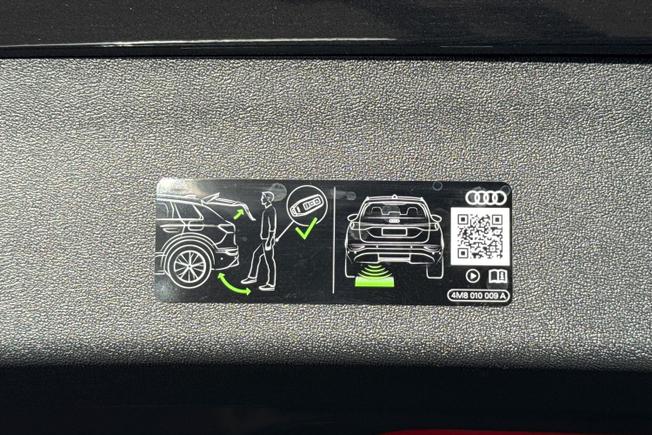 AUDI Q3 Photo 29