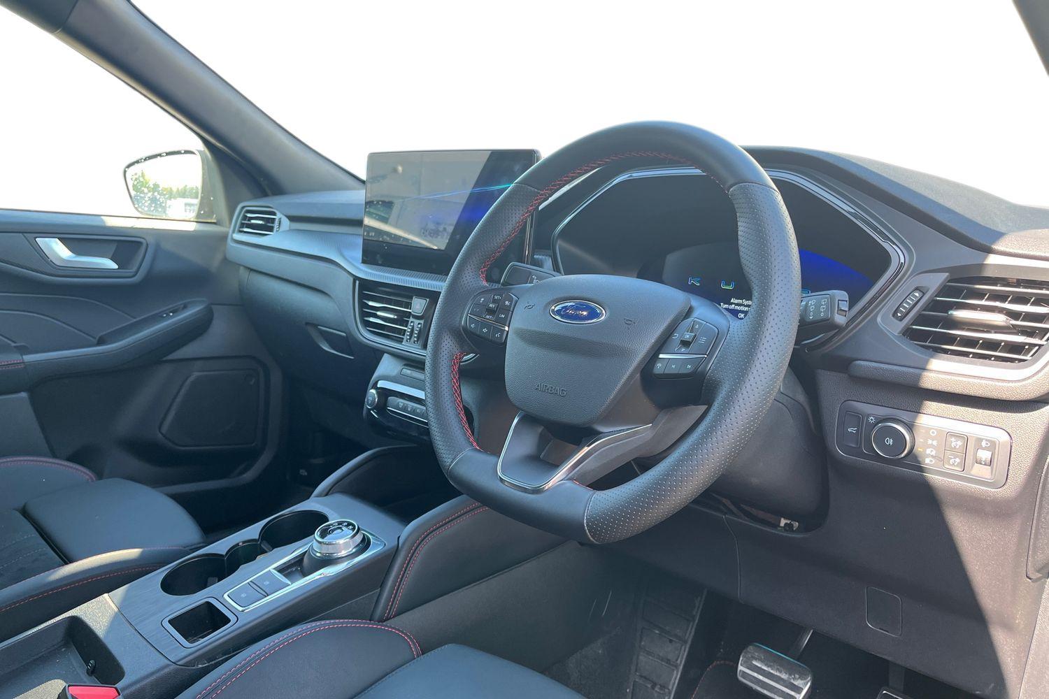 Ford KUGA Photo 8