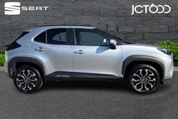 TOYOTA Yaris Cross Photo 4