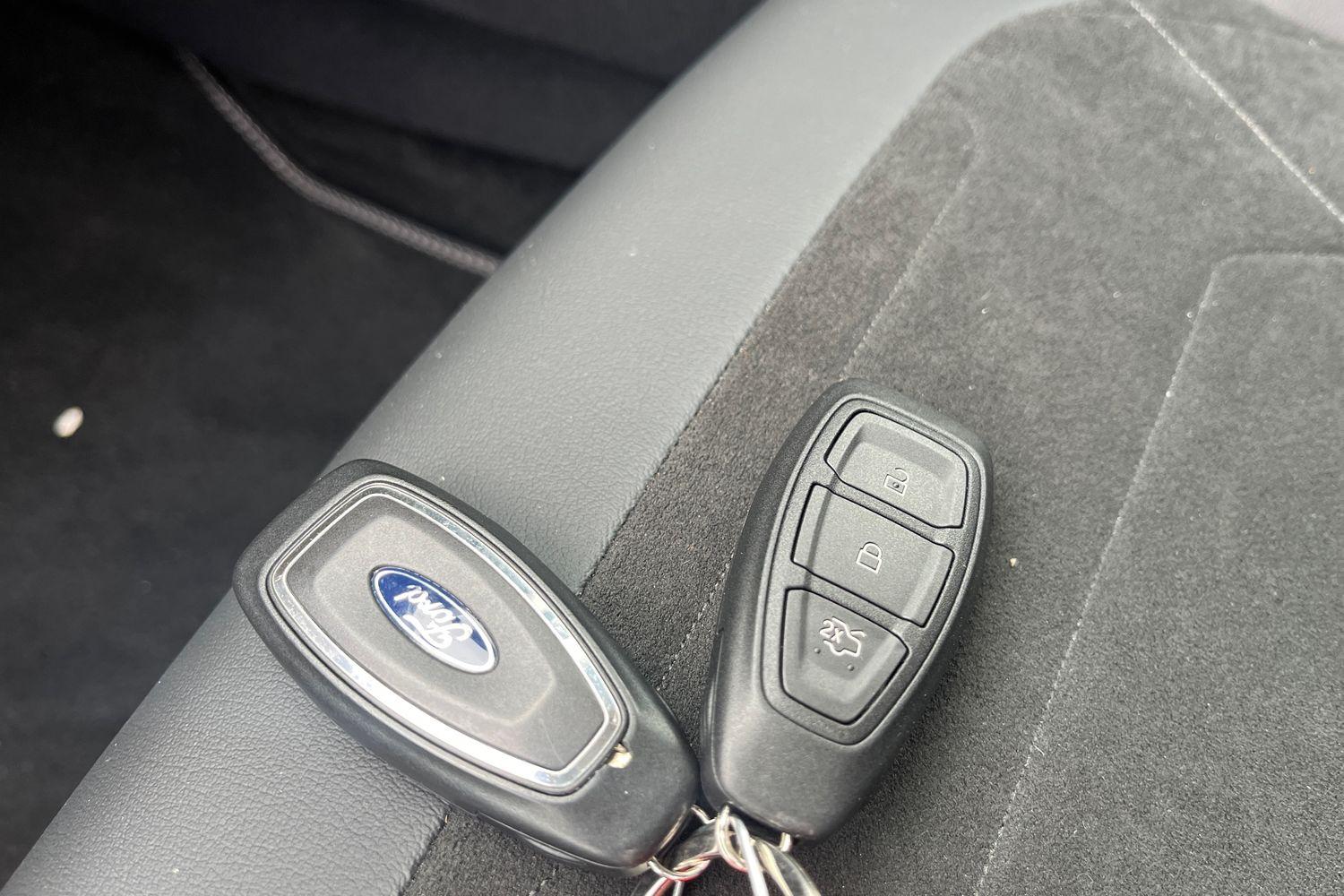 Ford FIESTA Photo 21