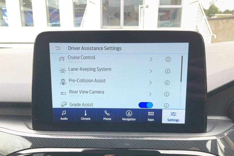 Ford KUGA Photo autoimg-fe1ea211fdde6441364b3d3f2143e3924af27118.jpg