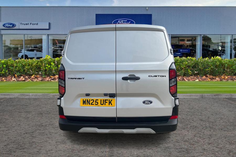 Ford TRANSIT CUSTOM Photo autoimg-fe21a4a374f28ebc795bc59522da7c25a946301c.jpg