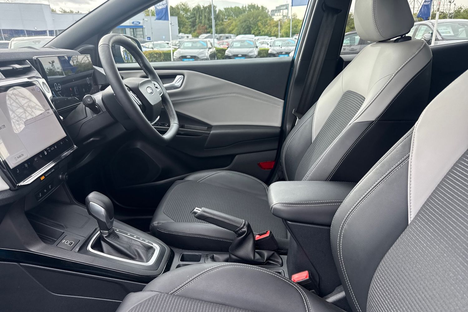 Ford PUMA Photo 18