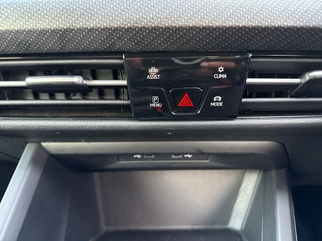 VOLKSWAGEN Golf Photo 37