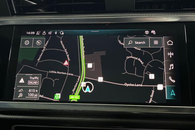 Audi Q3 Photo 14
