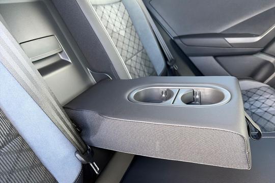 Volkswagen T-roc Photo autoimg-fe263a8acb02925ef355ccad9578fa59e1ee610d.jpg