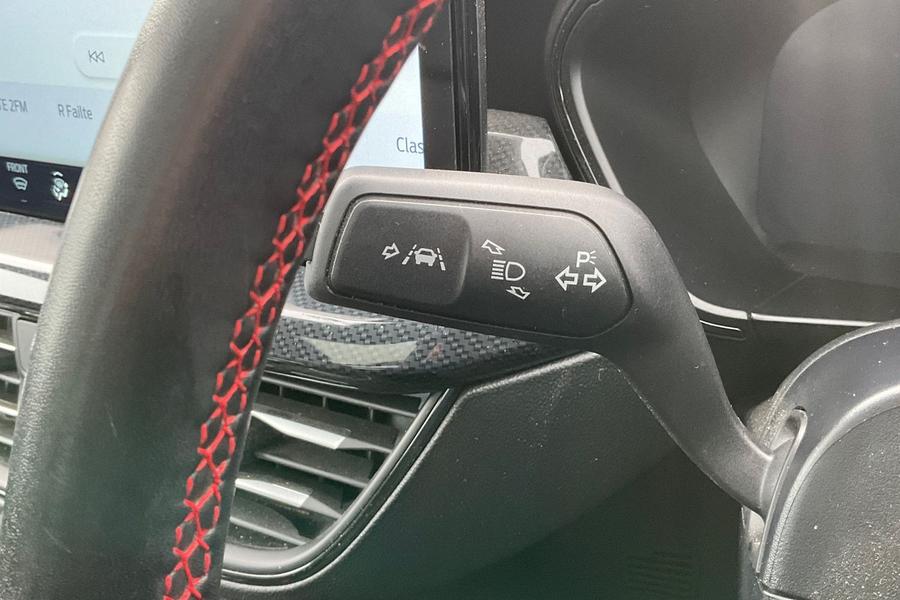 Ford FOCUS Photo autoimg-fe2670d9f18d1021b3d56665053f2ce25281e7a6.jpg
