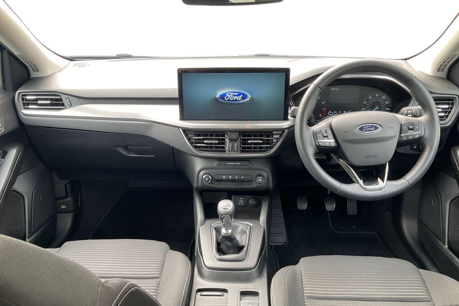 Ford Focus Photo 9