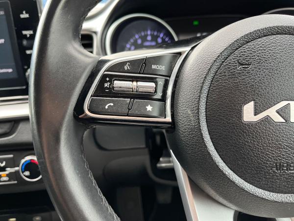 Kia Ceed Photo autoimg-fe2d08060bacd8c1ec7d27a549c2d742dc128370.jpg