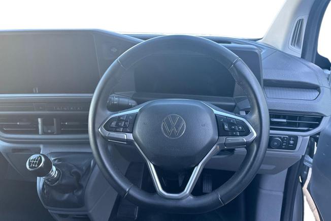 VOLKSWAGEN Transporter Photo 11