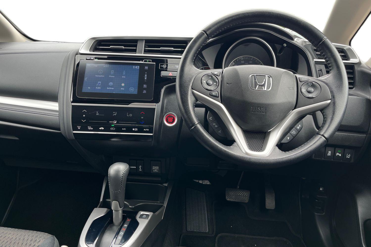 Honda JAZZ Photo 10