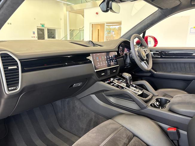 PORSCHE Cayenne Photo 13