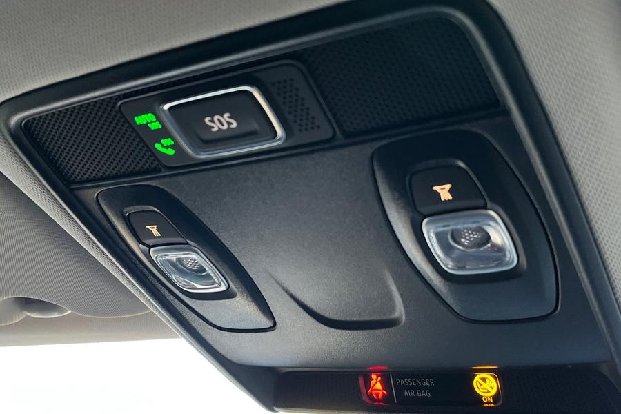 Renault CAPTUR Photo autoimg-fe314af35151b832f9bde241c340d33233553482.jpg