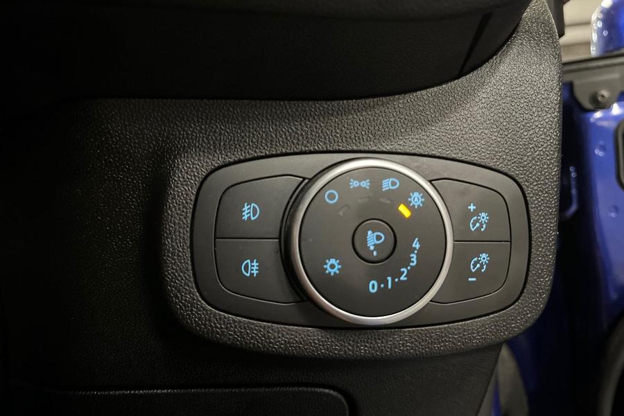 Ford FIESTA Photo autoimg-fe37debe3ac1b12dbedf45206d2060ff12eec2fe.jpg