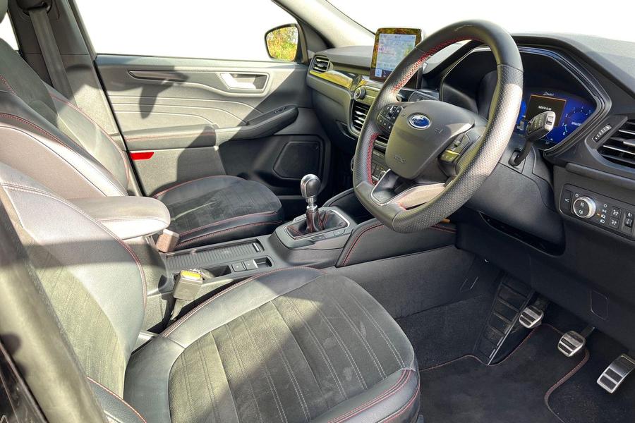 Ford Kuga Photo autoimg-fe381b701f90833181a148e28d66bb20cda1171e.jpg