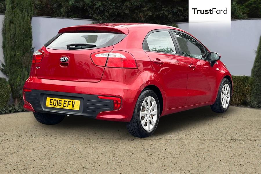 Kia RIO Photo autoimg-fe38e08461b3d7ede54cdacd8d950dde1d30849b.jpg