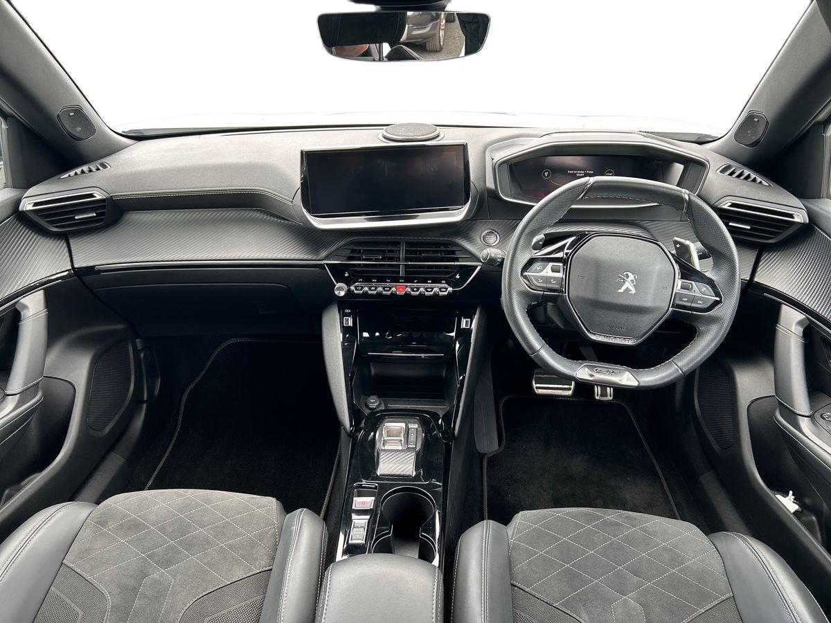Peugeot 2008 Photo 8
