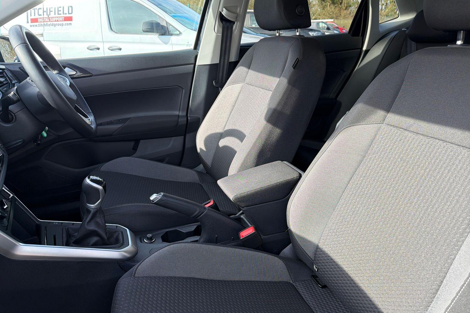 Volkswagen POLO Photo 18