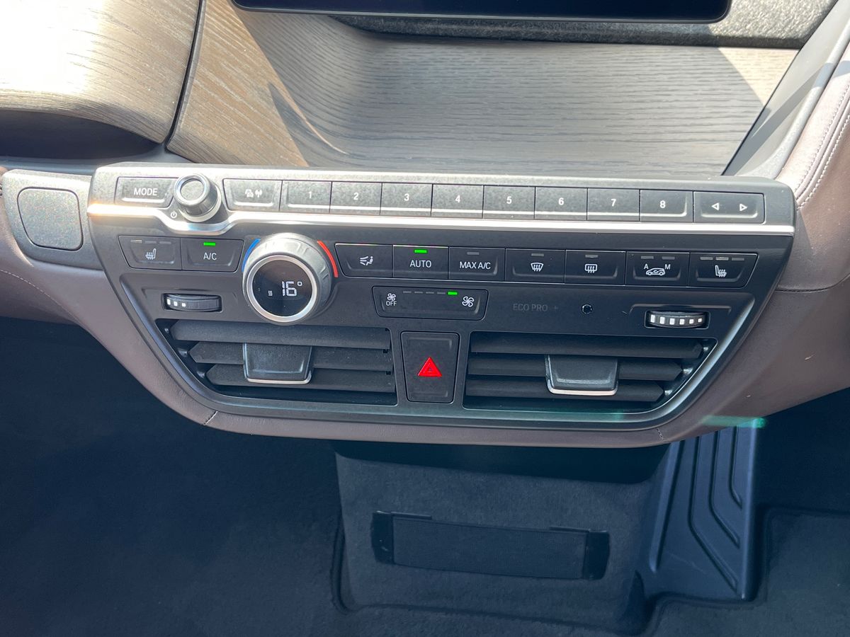 BMW i3 Photo 11