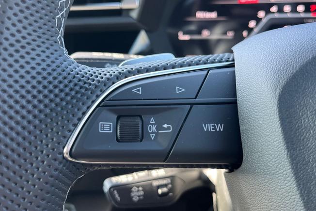 AUDI S3 Photo 16