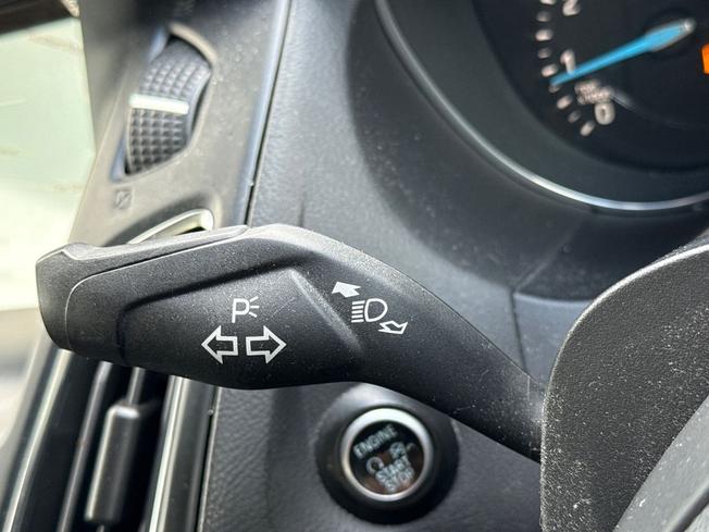 FORD Focus Photo 55