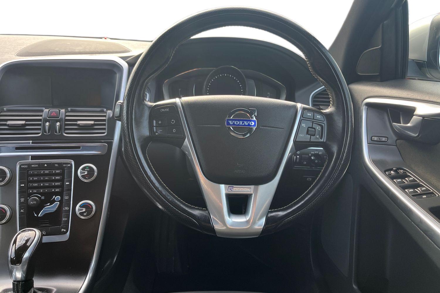 Volvo XC60 Photo 10