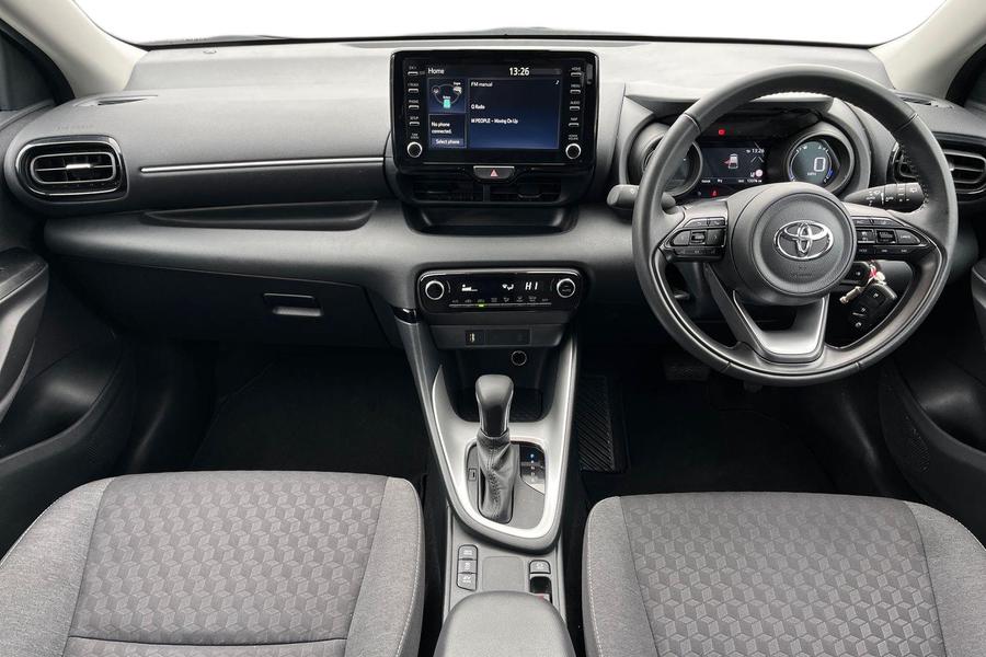 Toyota YARIS Photo autoimg-fe4a8bc74b0914e48ff3d515a80219750eb9df14.jpg