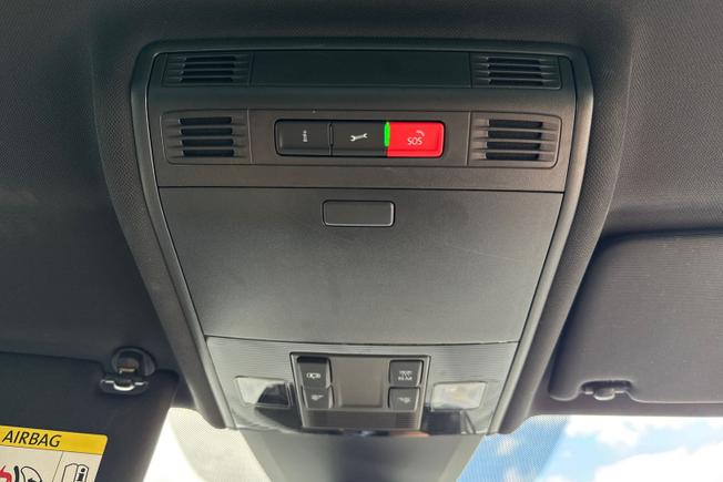 VOLKSWAGEN Golf Photo 25