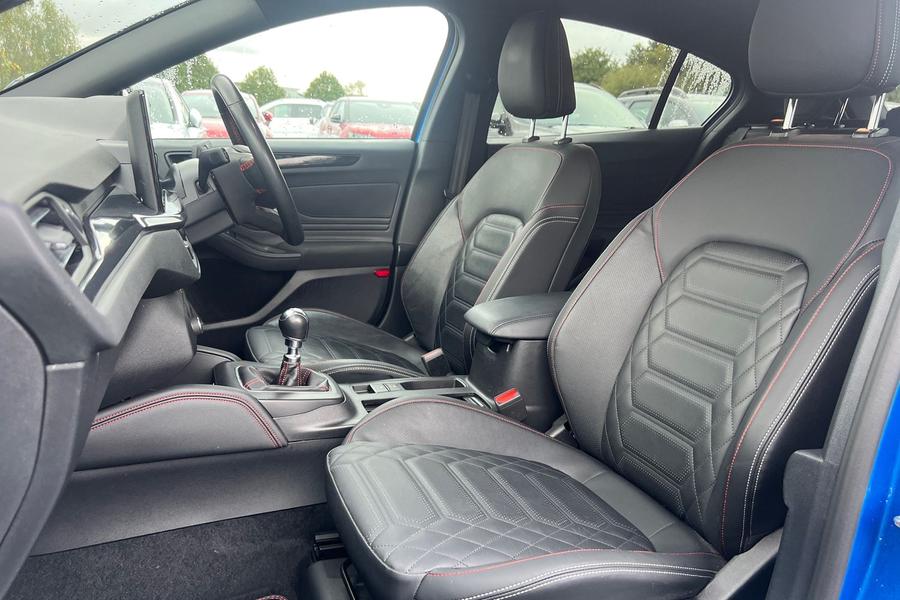 Ford FOCUS Photo autoimg-fe4c4afc8eca2da2745628a764a361f6bd65d648.jpg