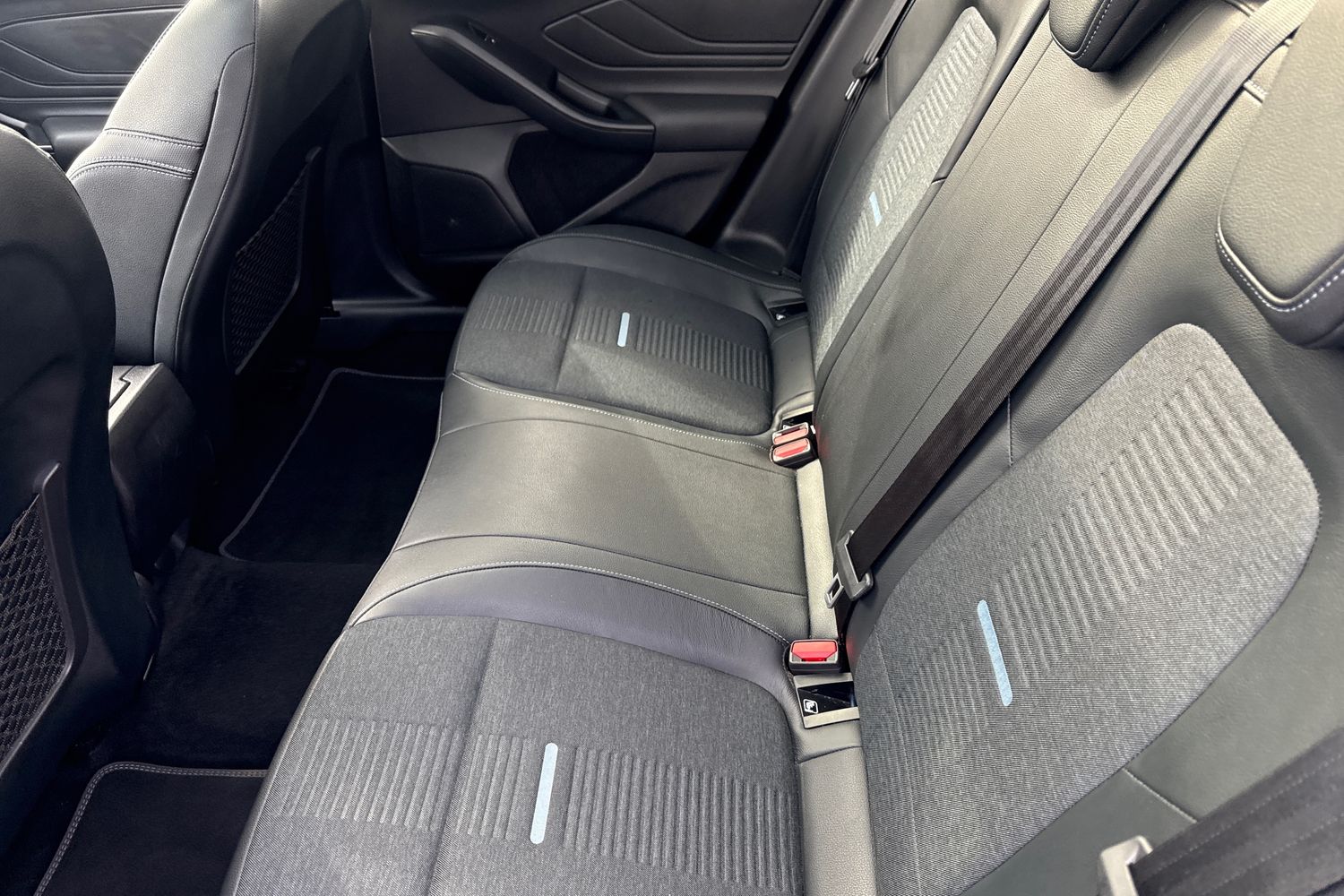 Ford FOCUS Photo 19